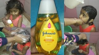 Johnsons Baby Shampoo Review Plus Demo No More TearsParabens FreePh Balance And Hypoallergenic [upl. by Sunday]