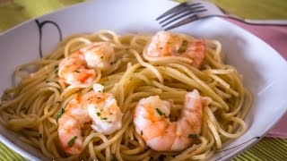 Pasta con camarones gambas o langostinos  Espaguetis spaghetti o tallarines  Recetas Italianas [upl. by Natsuj]