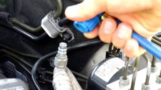 How to recharge MercedesBenz AC System  Easy Steps [upl. by Nur]