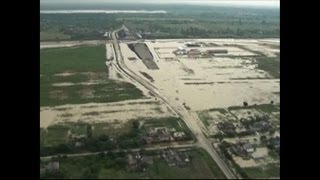 Russie  les inondations ont fait plus de 150 morts [upl. by Ycal693]