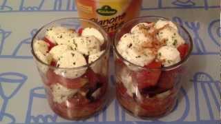 Faire des verrines  Apéritif tomate mozzarella [upl. by Aisylla]