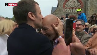 Européennes  le bain de foule au Touquet dEmmanuel Macron [upl. by Eissert680]