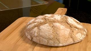 Brot backen mit dem Pizzastein aus Granit [upl. by Oiril]