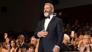 Gibsons Hacksaw Ridge Gets 10 Minute Standing Ovation [upl. by Egarton45]