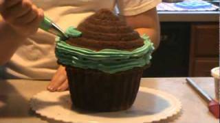 How to Decorate a Giant Cupcake Cake [upl. by Alios]