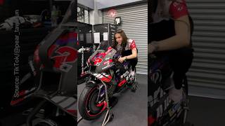 Aprilia RSGP Maverick Vinales Visited by Beautiful Woman  motogp [upl. by Yknarf]