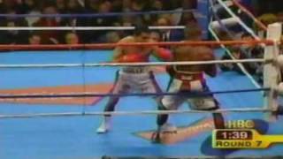 Floyd Mayweather Jr vs Jesus Chavez Pt4 2001 [upl. by Lawan]