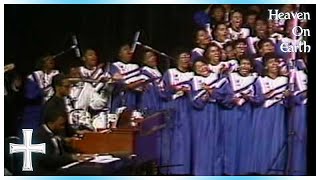 Im Pressing On  Mississippi Mass Choir [upl. by Nesila233]