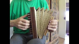 Melodie simple  Accordeon Flutina  httpsakkordeonmuseumchaccordeonflutinaparisca1840 [upl. by Haimaj806]