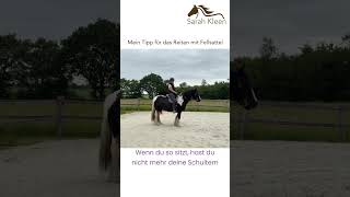 QuickTipp  Reiten mit Fellsattel  Reitpad [upl. by Goggin634]