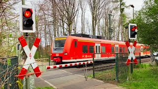 Vogelsang Railway Crossing Cologne [upl. by Gherardo787]