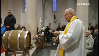 Martiniloben Feier für den Jungwein [upl. by Cirdla]