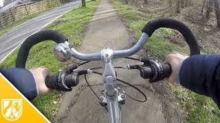 Schlaglöcher und Baumwurzeln machen Radfahrern in Viersen das Leben schwer [upl. by Nlyak953]