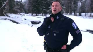 Finlandia  Oulun poliisi onnittelee satavuotiasta Suomea [upl. by Brendon]