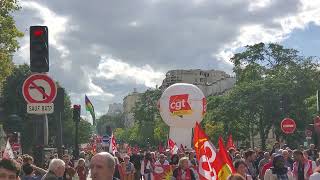 Mobilisation contre la réforme des retraites et pour les salaires à lappel de la CGT 01102024 [upl. by Haseena]