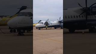 Passageiros embarcando em aeronave da companhia aérea Azul na cidade de São José do Rio Preto  SP [upl. by Anear132]