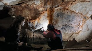 Au large de Marseille la grotte Cosquer  20 000 ans sous les mers • FRANCE 24 [upl. by Htrahddis948]