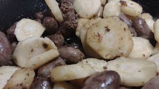 Making dinner Chicken heart garlic mushroom soy sauce parsnip and veg cream Black pepper [upl. by Htelimay]