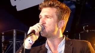 Hamilton Leithauser  All Or Nothing At All Frank Sinatra cover  live at Lowlands  15082014 [upl. by Nyrok]