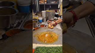 Samsosa Chaat😋🥰street stylefood streetfood shortsfeed viralshorts foodiechaat samson [upl. by Aiym]