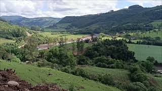 Uma das mais lindas paisagens da região 🏞️⛰️ [upl. by Endora943]