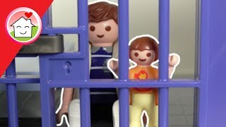 Playmobil Polizei Film deutsch  Papa und Anna im Gefängnis  Video für Kinder von Familie Hauser [upl. by Holland746]