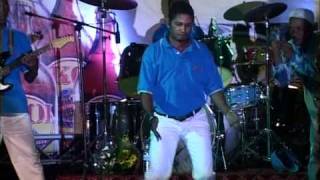 Koffi Olomide amp le Quartier Latin Live au GHK 2005 V2 [upl. by Karola220]