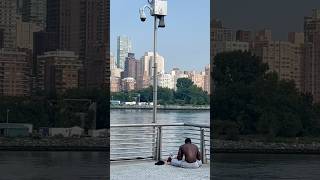 NYC Vibes East River Gantry Plaza State Park🗽 [upl. by Kevan]