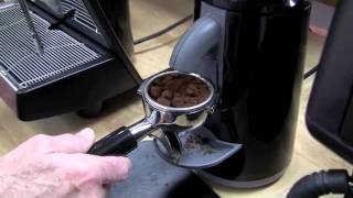 Crew Review Nuova Simonelli Grinta Grinder [upl. by Odrude129]