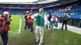 Rooie Marck torcedor fanático do Feyenoord ganhou homenagem dias antes de sua morte [upl. by Anelhtac]