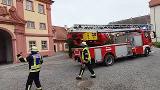 Großübung am Schloss Altshausen der Feuerwehren des GVV Altshausen am 19102024 [upl. by Sorgalim109]