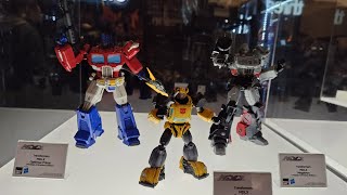 Threezero Transformers MDLX DLX and Premium Scale Display at TFCon LA 2024 [upl. by Eneryc]