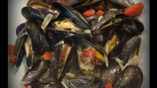 Mussels with Wine and Garlic Sauce [upl. by Lraep]