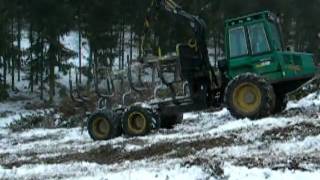 Timberjack 1010 D at work near Porrau [upl. by Saitam]