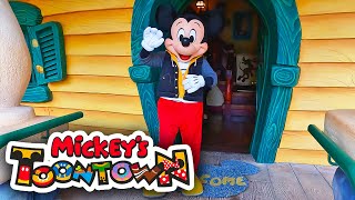 Early Morning in Mickeys Toontown  Disneyland Rides amp Characters 4K POV [upl. by Iggy]