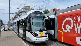 Kusttram De PanneOostendeKnokke halte NieuwpoortBad [upl. by Lodi]