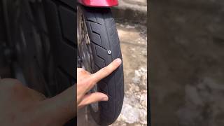 Pneu furado 🥵 shorts youtubeshorts moto mecanica motovlog motor dicas tutorial viral fyp [upl. by Emiolhs]