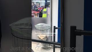 Shop thief caught in lidl in Luton uk shoplifting Luton shorts [upl. by Marve]