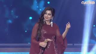 Deewani Mastani live performance  shreya ghosal [upl. by Anwadal]