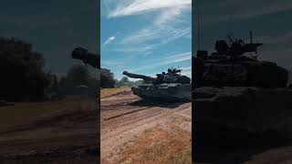 Challenger 2 ASMR thetankmuseum militaryvehicles militaryhistory britisharmy challenger2 [upl. by Ecyac]