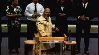 Pastor Marvin L Winans singing A Song of Consecration [upl. by Sinnard]