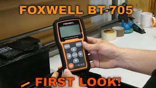 Battery Analyzer Foxwell BT705  First look  Review  Test [upl. by Ddet]