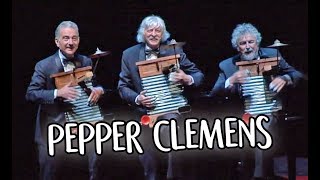 Pepper Clemens · Viejos Hazmerreíres · Les Luthiers [upl. by Girardo95]