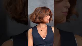 Стрижка Боб на кудрявые волосы 2024Bob haircut for curly hair haircut cortecabelos [upl. by Vaughn]