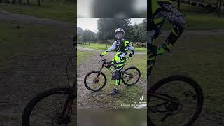 🔥Andoni Rubio🔥 Aficionado al ENDURO MTB y también Pumptrack enduromtb Pumptrack 💪💪🔥🔥 [upl. by Kimball]