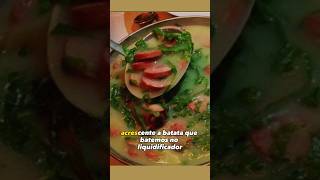 Caldo verde com calabresa e bacon [upl. by Atrebor]