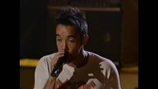 Hoobastank  quotThe Reasonquot Live at the MTV VMAs Proshot 2004 [upl. by Htiel]