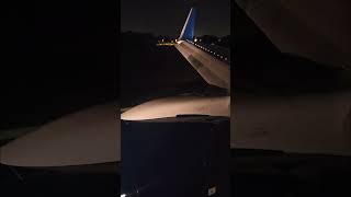 Awesome Boeing 757 Engine Roar Tampa Night Takeoff boeing boeing757 aviation [upl. by Paolina]