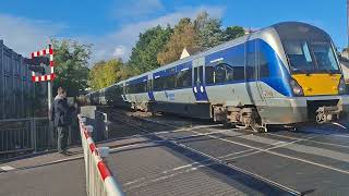 MPV antrim station level crossing co antrim 101014 [upl. by Arahahs]