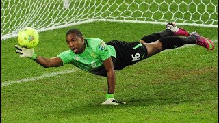 ITUMELENG KHUNE The very best compilation of his best saves  MZANSIs NUMBER 1 [upl. by Aisiat]